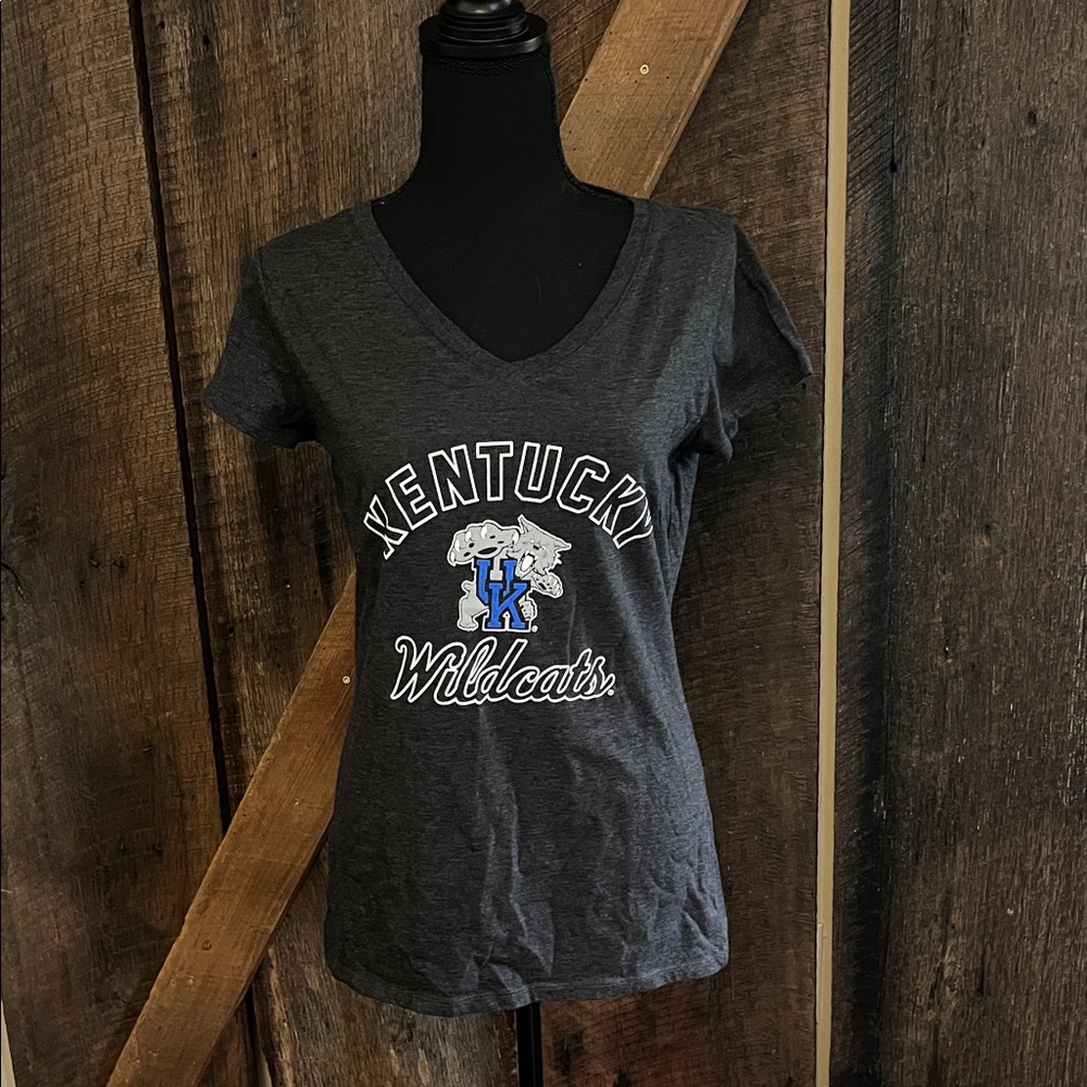 Kentucky Wildcats UK V-Neck T-Shirt